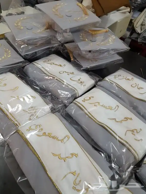 عبايات تخرج 2023 تفصيل حسب الطلب 6