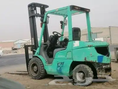 تأجير رافعات شوكيه فوركلفت كرينات للايجار 3