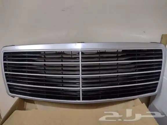 قطع غيار شبحات مرسيدس متنوعه شبك اصلي 0