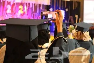 ارواب وعبايات تخرج بالاسم والمقاسات حسب الطلب 98