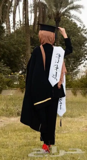 ارواب وعبايات تخرج بالاسم والمقاسات حسب الطلب 57