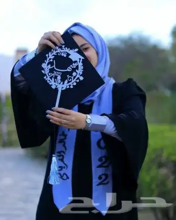 ارواب وعبايات تخرج بالاسم والمقاسات حسب الطلب 68