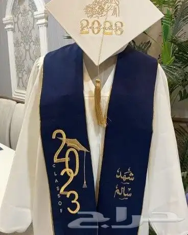 ارواب وعبايات تخرج بالاسم والمقاسات حسب الطلب 58