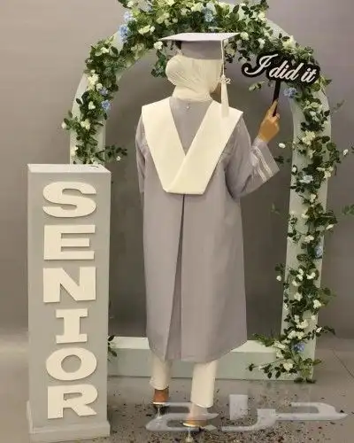 ارواب وعبايات تخرج بالاسم والمقاسات حسب الطلب 15