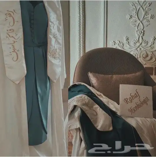 ارواب وعبايات تخرج بالاسم والمقاسات حسب الطلب 48