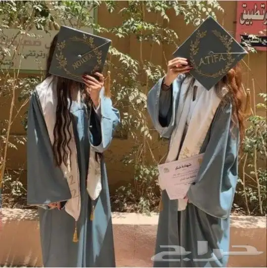 ارواب وعبايات تخرج بالاسم والمقاسات حسب الطلب 36