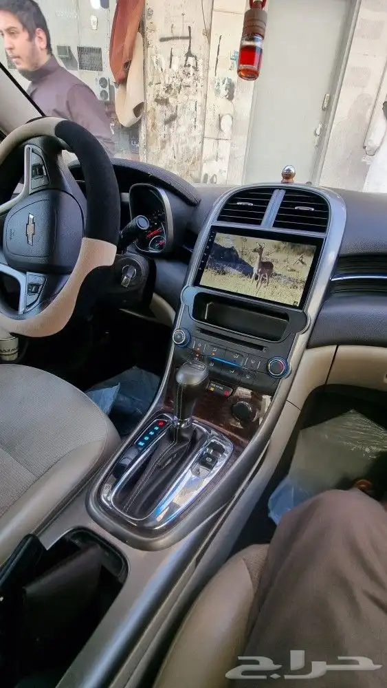 شاشة ماليبو 2013 مع كامره خلفيه نظام أندرويد و CarPlay 4