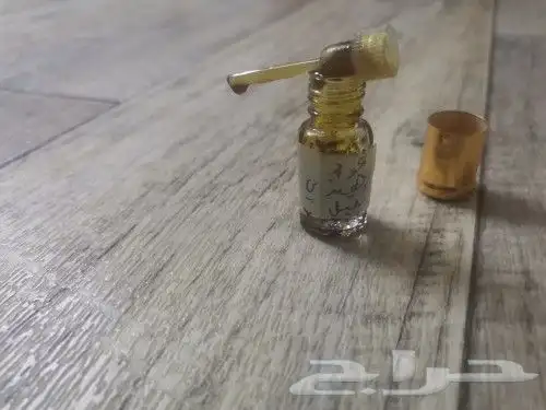 دهن عود صافي وخلطات وورد وعنبر ومسك غزال 1