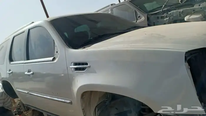 قطع غيار اسكاليد 2013 8