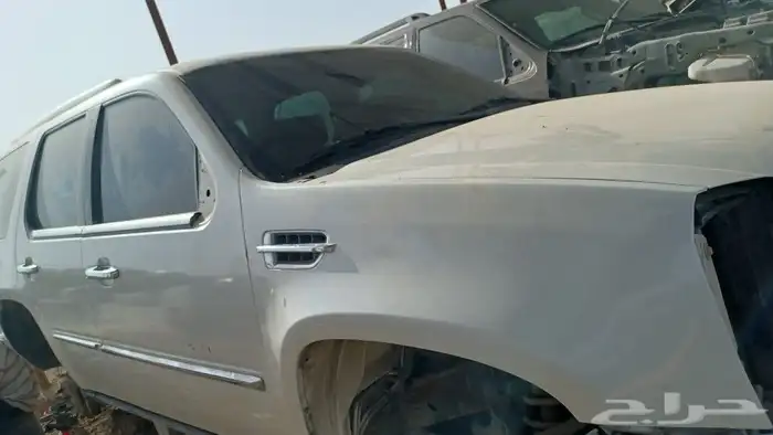 قطع غيار اسكاليد 2013 7