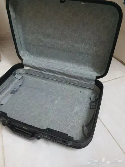 شنطة مكياج وشنطة سفر 1