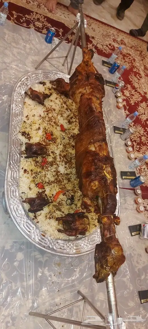 مطعم الخير يقدم خاروف مشوي كامل على الجمر.. 12