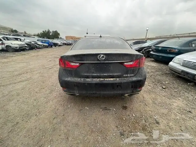 لكزس Gs350 تشليح قطع غيار لكزس 3