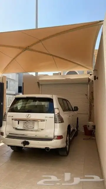 مظلات وسواتر 81