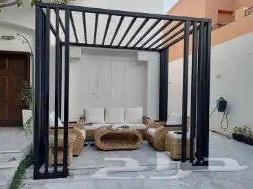 مظلات وسواتر 97
