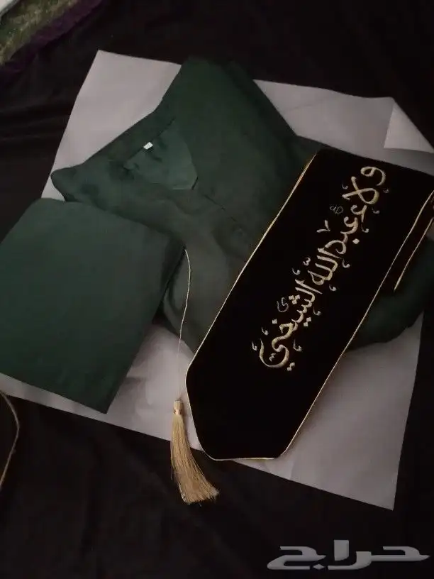 تفصيل وتطريز ارواب و وشاحات تخرج 9