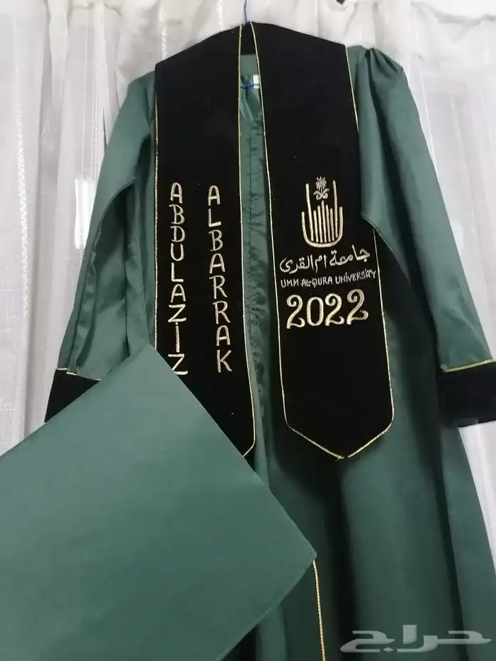 تفصيل وتطريز ارواب و وشاحات تخرج 4