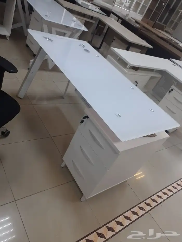 طاولات مكتبة عروض 7