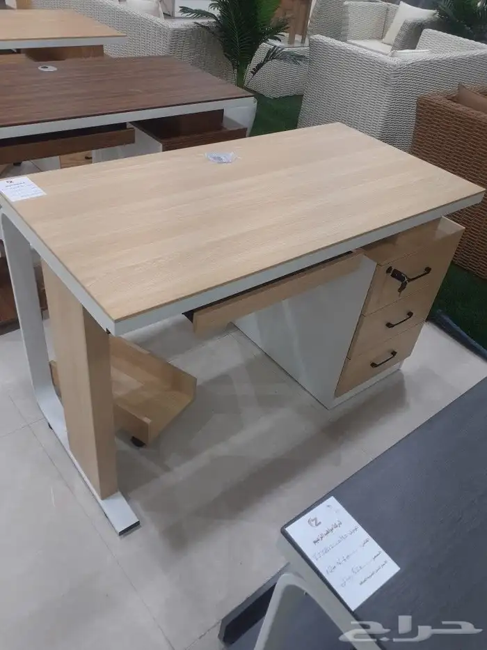 طاولات مكتبة عروض 8