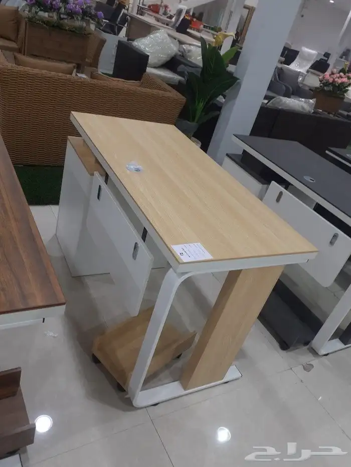 طاولات مكتبة عروض 9