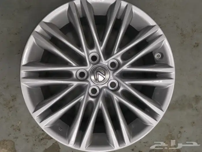 جنوط لكزس ES350 اصلي وكاله موديل2015 مقاس 17 0