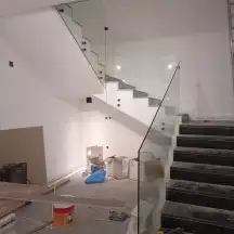 تركيب جميع انواع الزجاج والمريات بالمدينه 7