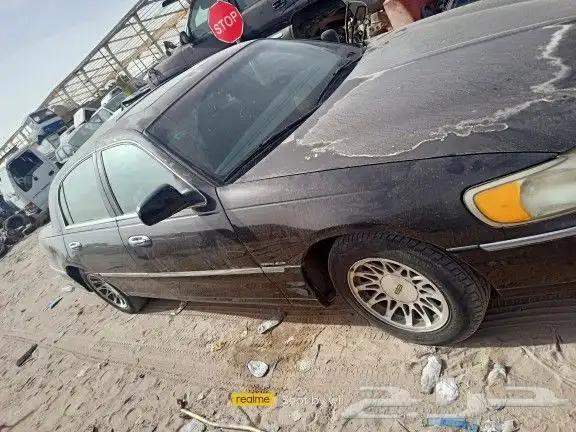 لينكون تاون كار تشليح غطع غيار1998-2002 5