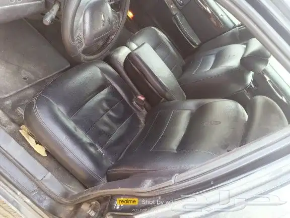 لينكون تاون كار تشليح غطع غيار1998-2002 9