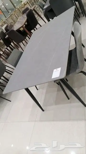 طاولات طعام 11