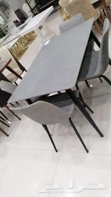 طاولات طعام 5