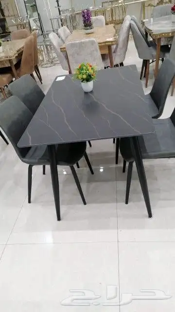 طاولات طعام 0