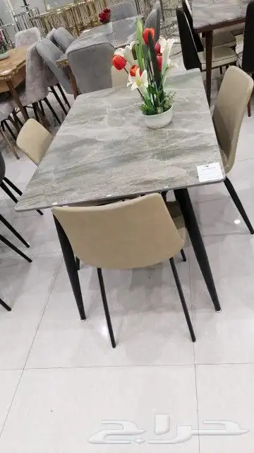 طاولات طعام 4