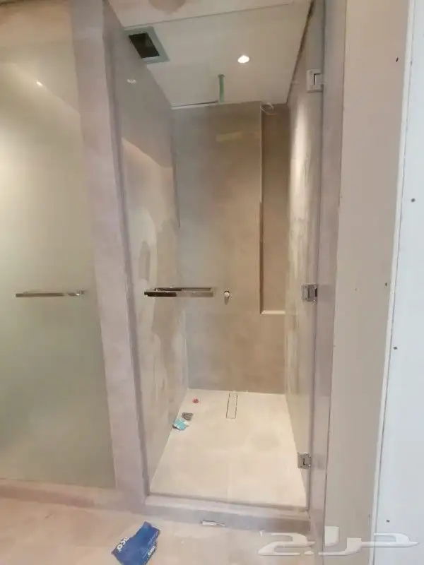 زجاج السيكوريت والشاورات والمريات وابواب زجاج 4