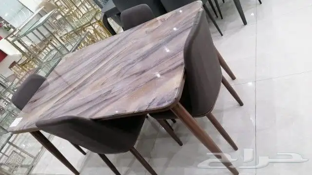 طاولات طعام 6