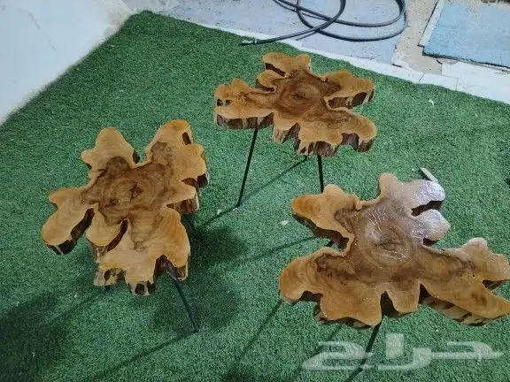 طقم طاولات جذوع شجرمورده حجم جانبيات للبيع جديده 1