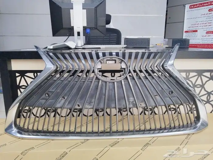 واجهيه لكزس ES350 موديل 2019 - 2020 1