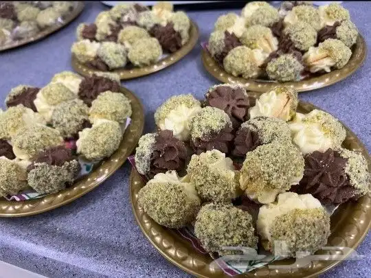 معجنات مشكله وحلويات للمناسبات السعيدة لأسر منتجه مكه 8