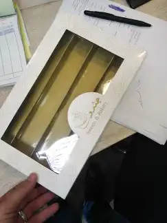 اكياس بوكسات استكرات ليبل بوكسات عبايات فواتير كروت كتيبات 9