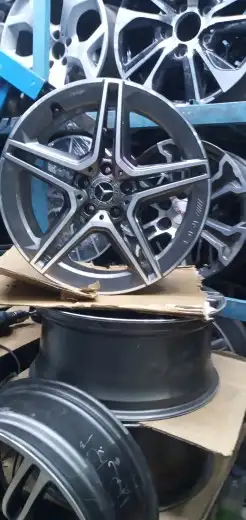 جنوط مرسيدس CLA200مقاس18موديل2020اصلي وكاله 0