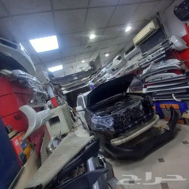 مؤسسه نجم المربع لجميع اكسسوارات لاندكروزر 9