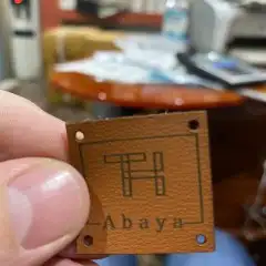 لوقو عبايات بوكسات ليبل تنفيذ جميع انواع المطبوعات 2
