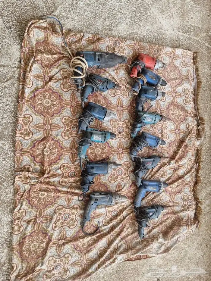 شنط عده مفكات متكامله من جميع المفكات الامريكي والياباني 0