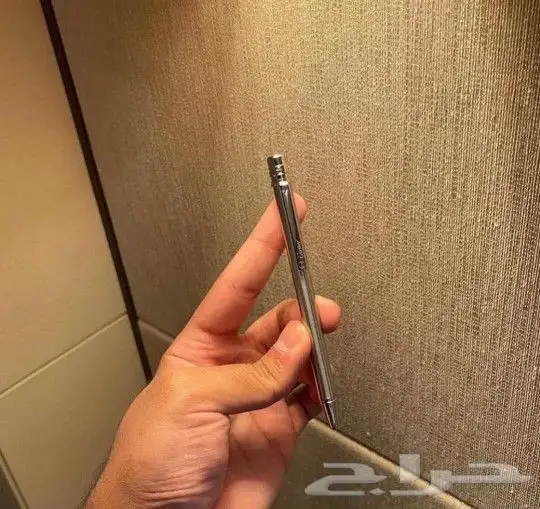 يوجد لدينا ساعات وكبكات واقلام ومحافظ رجالي باسعار مناسبه 27