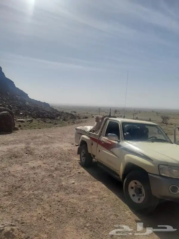 خطوط استيكرات لند كروزر هيلكس خطوط باترول خط شاص وربع شطرطون 13