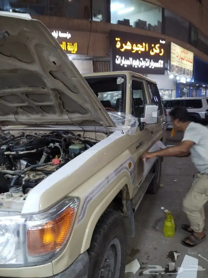 خطوط استيكرات لند كروزر هيلكس خطوط باترول خط شاص وربع شطرطون 3