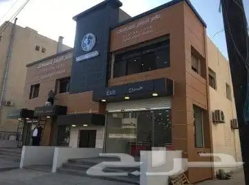 واجهتك المميزة تبدأ من تركيب حروف بارزة مضيئة 0