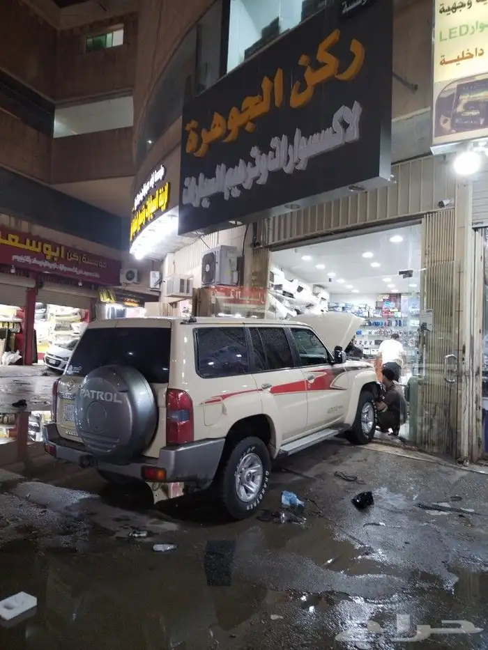 لحيه فتك شمعات ديبو باترول خطوط استيكرات شاص وهيلكس لند كروز 9