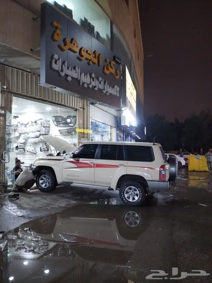 لحيه فتك شمعات ديبو باترول خطوط استيكرات شاص وهيلكس لند كروز 1