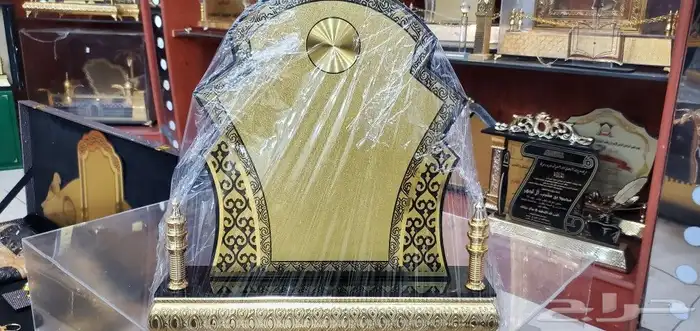سيوف ودروع وهدايا تذكارية 12