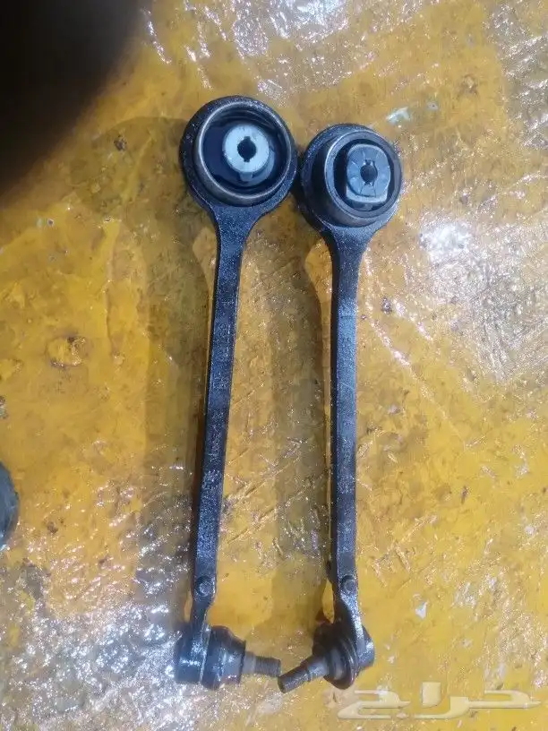 اذرعه أمامي تشارجر دوج 2017للبيع 4